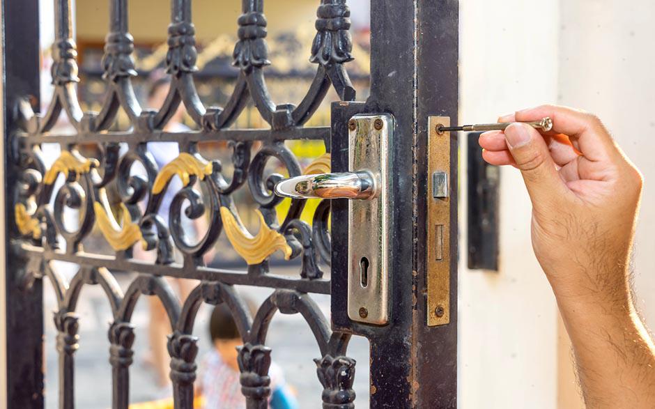 serrure de sécurité porte d'entrée Fresnes